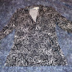 🙂Women's Chaus Medium Faux Wrap Top 3/4 length Sleeves Black, Gray, and White